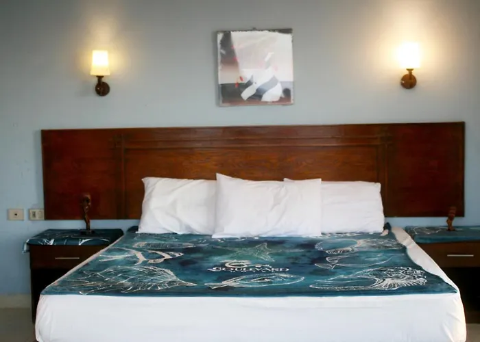 Boulevard Apartment Hotel